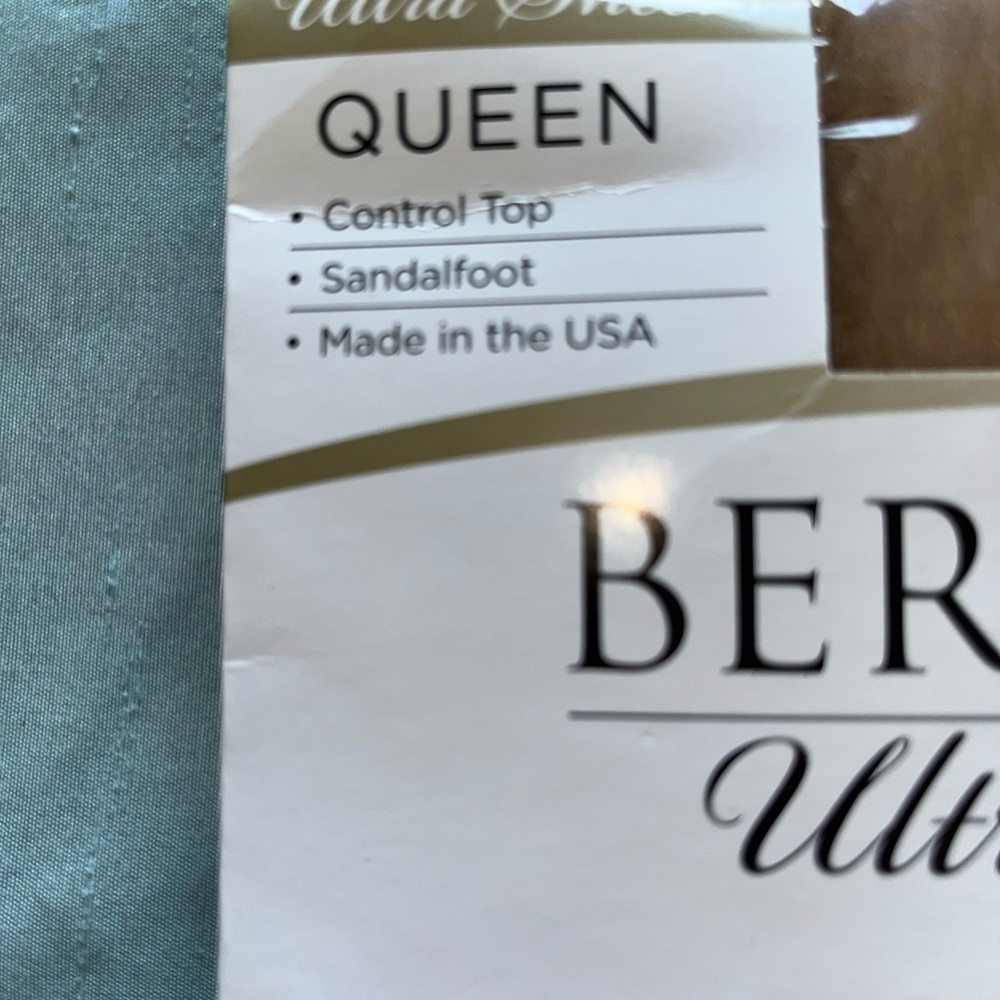 Berkshire Ultra Sheers Women's Pantyhose Beige - Picture 4 of 4
